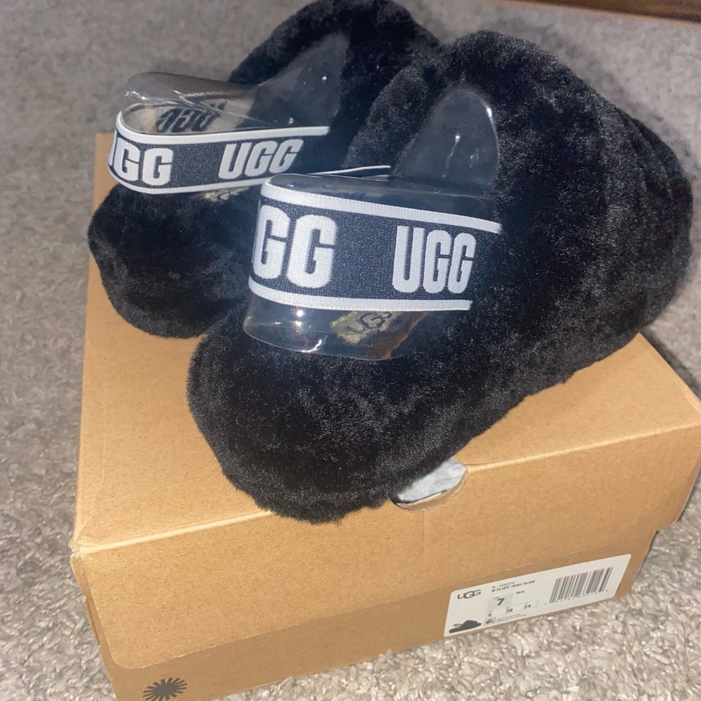 Uggs - Picture 3 of 8